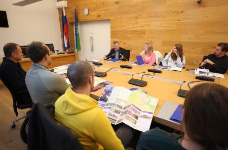 Urbanistična delavnica - pozdrav župana in predstavitev delavnice 06 Foto Ljubo Vukelič